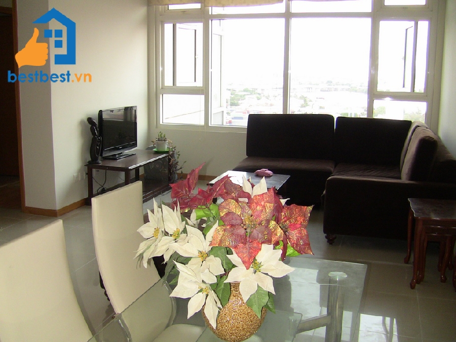 images/upload/riverview-apartment-at-saigon-pearl-for-rent-lovely-space_1493748406.jpg